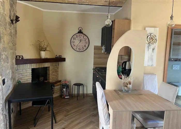 The Nest In Among The Greens And Mountains *